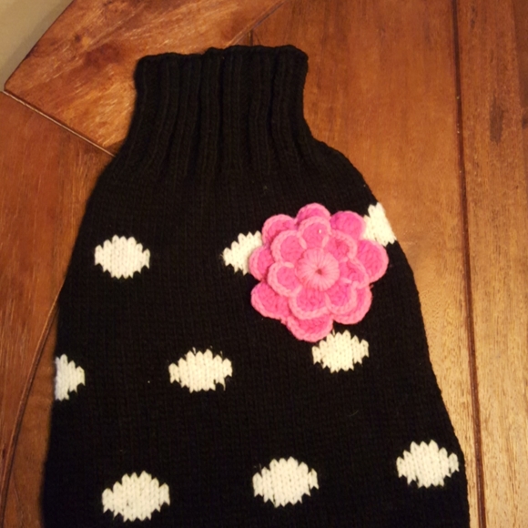 Chilly Dog Sweater Girly polka dots w/flower NWT - Picture 2 of 4